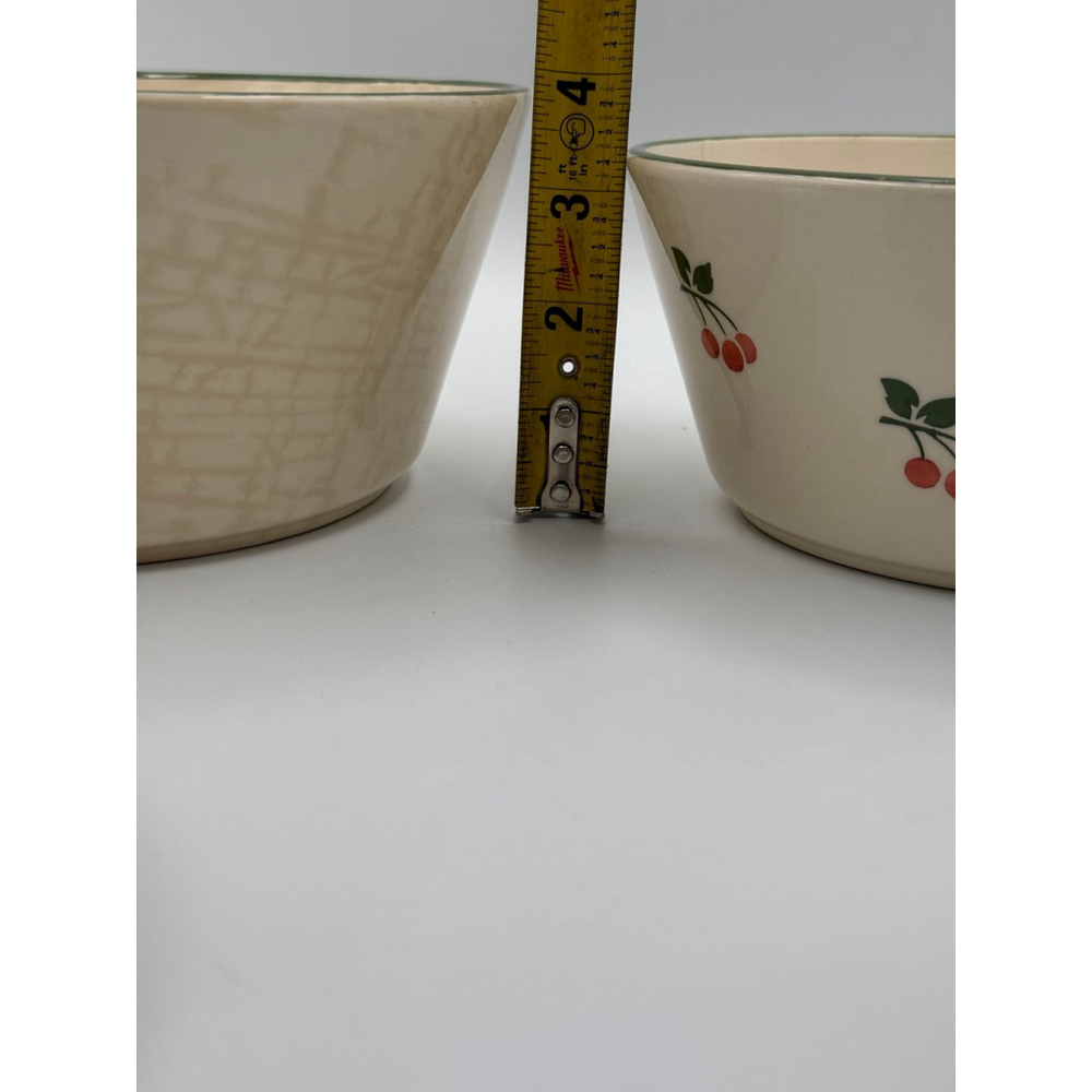 Vintage West Germany Cherry Mixing Bowl Set 4 Nesting Ceramic Bowls - Picture 8 of 9